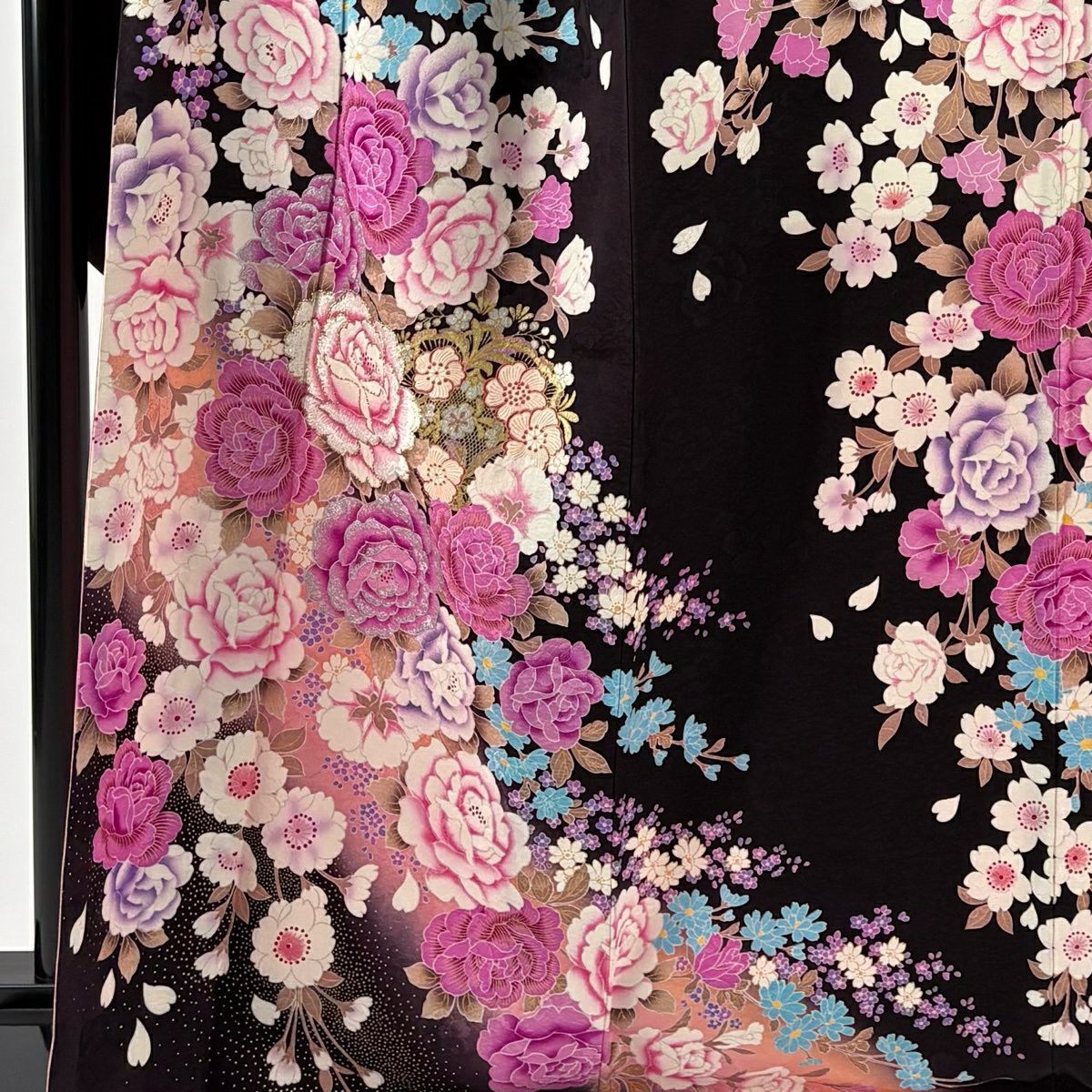 振袖禮服 身長168cm 袖長68.5cm L 雙層 薔薇 櫻花 刺繡 金銀彩 墨 純蠶絲 名品級