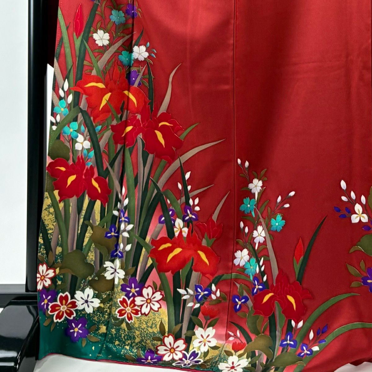 振袖禮服 身長172cm 袖長68cm L 雙層 草花紋紋 菖蒲 金彩裝飾 漸層 紅 純蠶絲 名品級