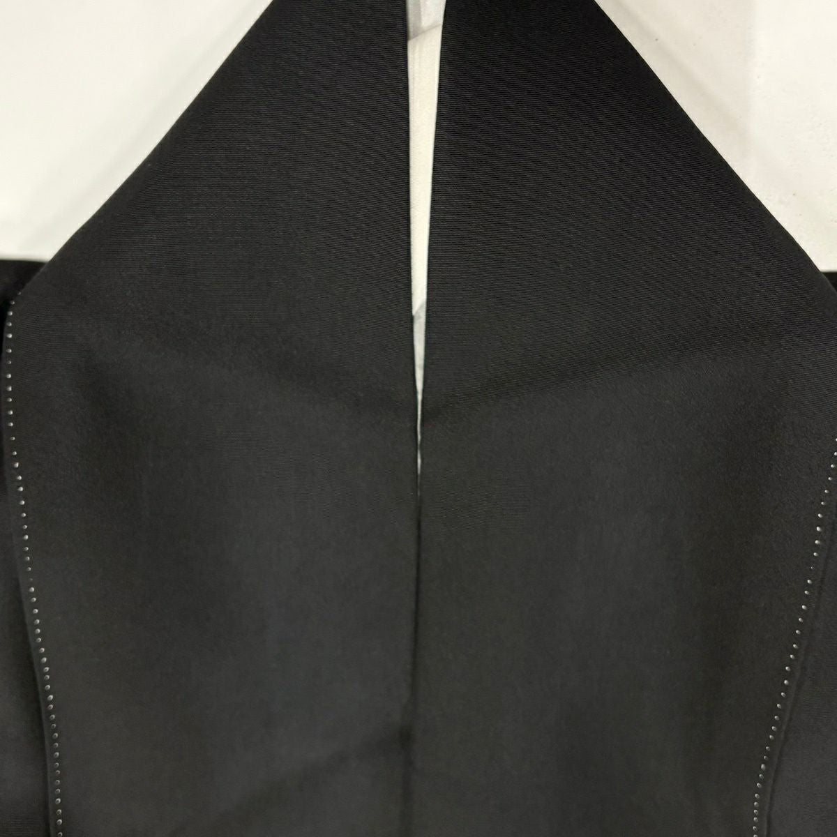 【美品】 黑留袖禮服 身長161cm 袖長64.5cm M 雙層 落款あり 風景 松樹竹子梅花 黑 純蠶絲 名品級