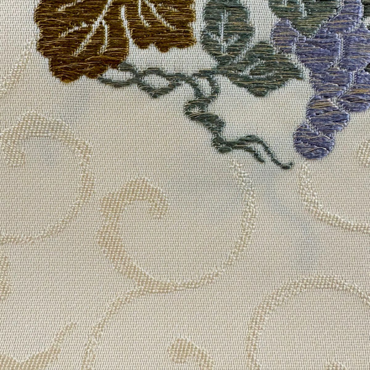 【美品】 袋帶 名品級 生物 唐草紋 金絲 米色 六通 純蠶絲
