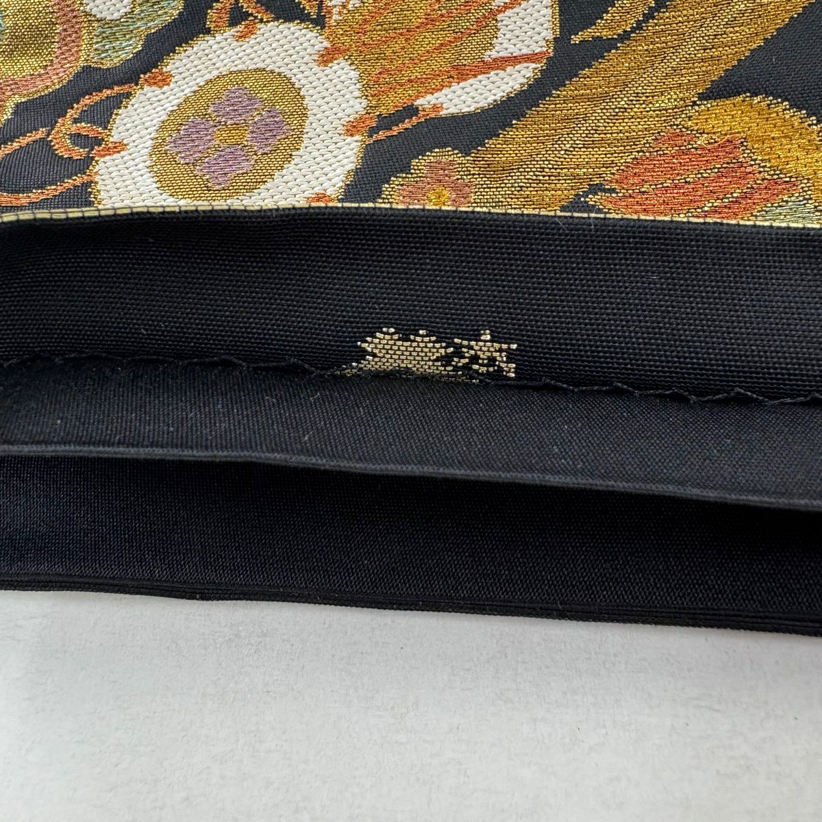 【美品】 袋帶 名品級 落款あり 本家加納 関西裁縫 蜀江華紋 花鳥 金糸 金金箔 黑 六通 純蠶絲