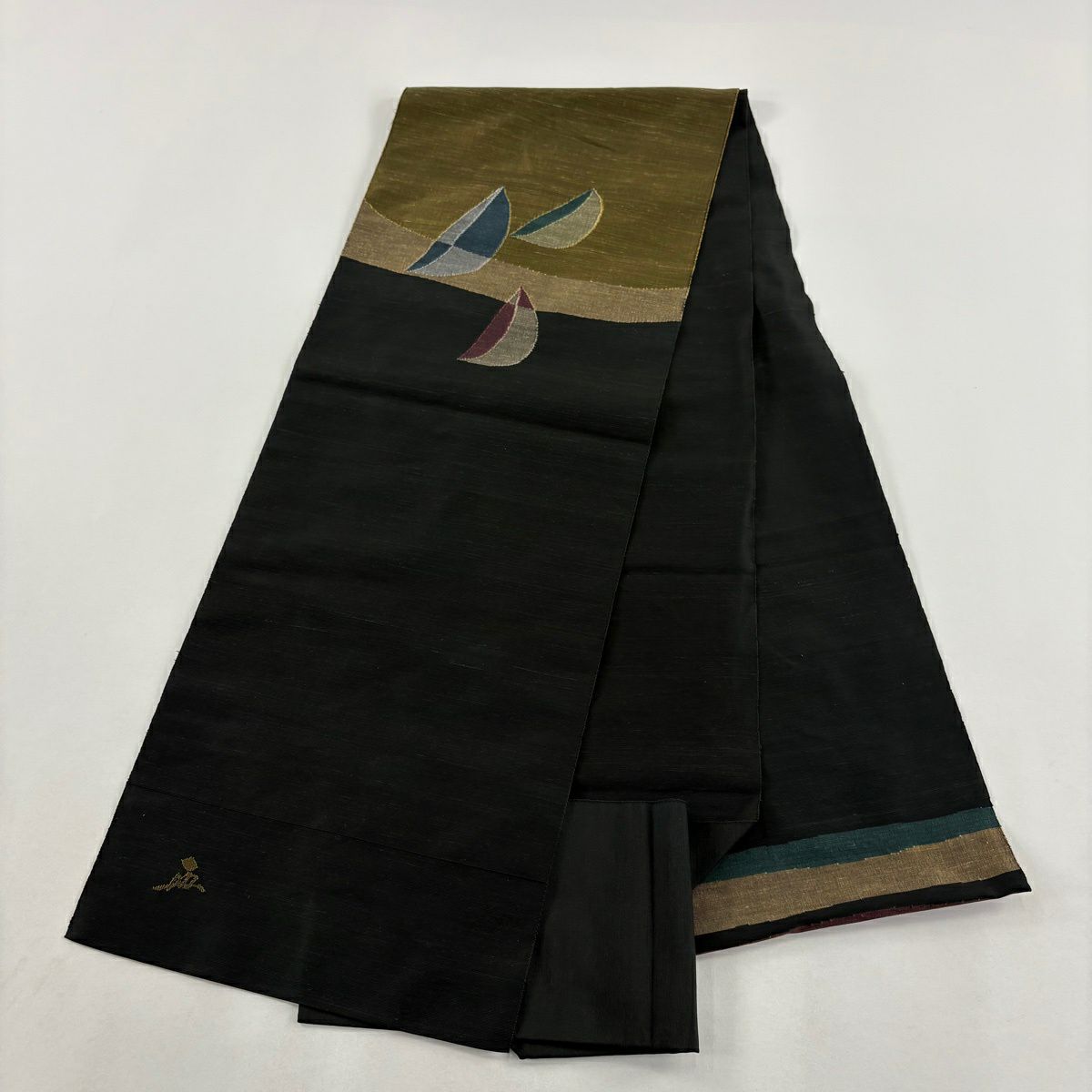 【美品】 名古屋帶 名品級 落款あり 八寸名古屋帶 松樹葉裁縫 能州紬織 幾何學 茶綠 純蠶絲