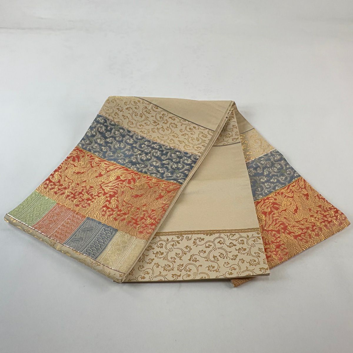 【美品】 袋帶 逸品級 龍村晋 落款 龍 花唐草紋 金銀絲 米色 大鼓圖案 純蠶絲