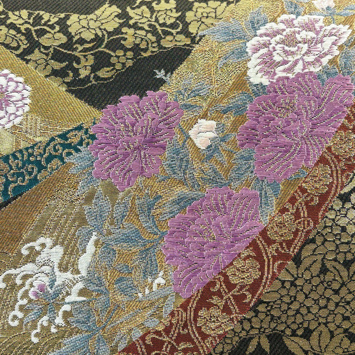 【美品】 袋帶 逸品級 じゅらく 落款あり 帝王紫 草花紋紋 短冊刺繡 金金箔 黑 お太鼓柄 純蠶絲