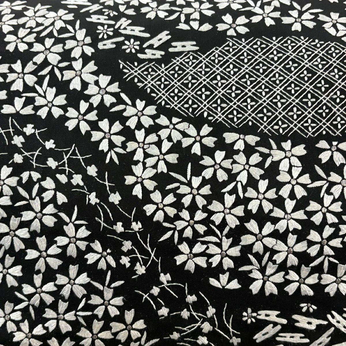 袋帶 逸品級 櫻花 菱形 刺繡 銀線 黑色 六通 純蠶絲
