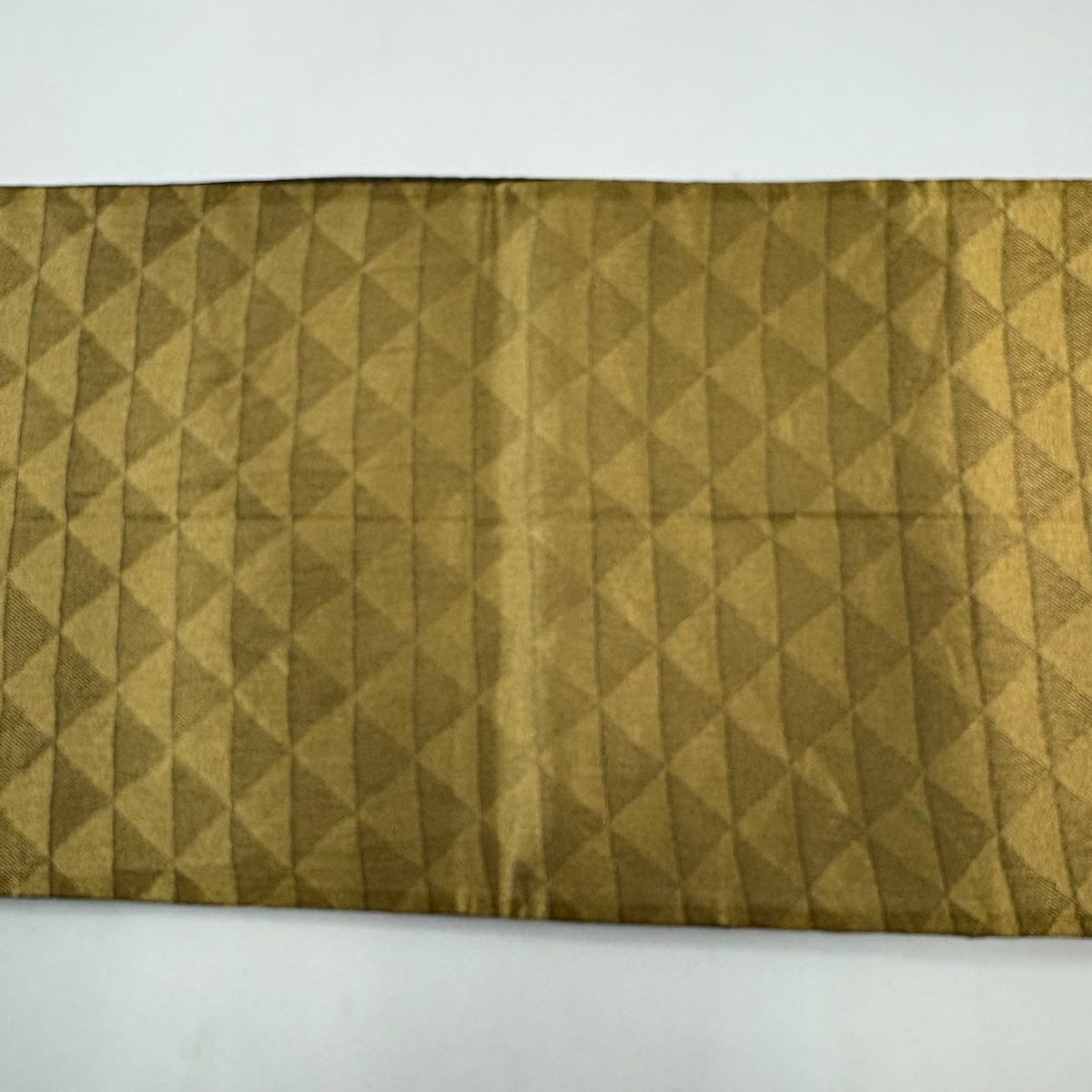 【美品】 袋帶 逸品級 誉田屋源兵衛 落款あり 若松樹 寶盡くし 金絲 金金箔 金色 六通 純蠶絲