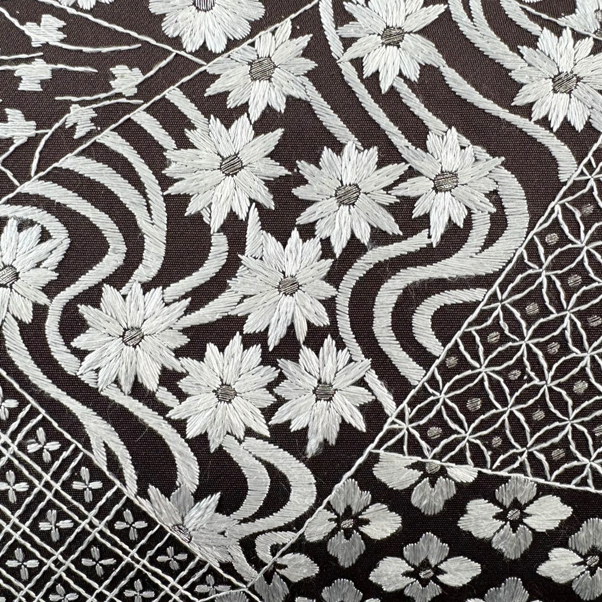袋帶 逸品級 寄花紋 梅花 銀線 刺繡 墨 黑 六通 純蠶絲