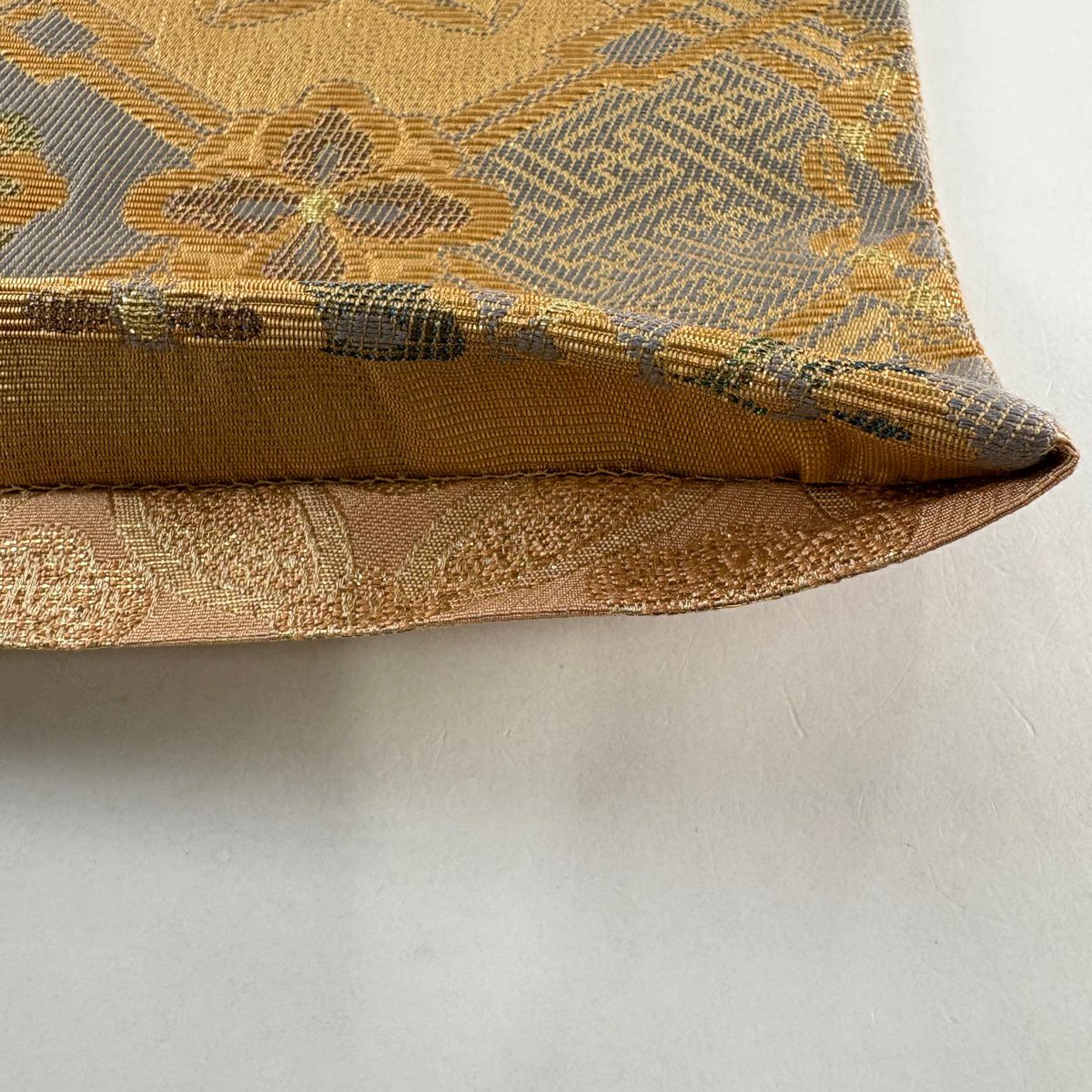 【美品】 袋帶 逸品級 華紋 紗綾形 金絲 金金箔 灰 深藍