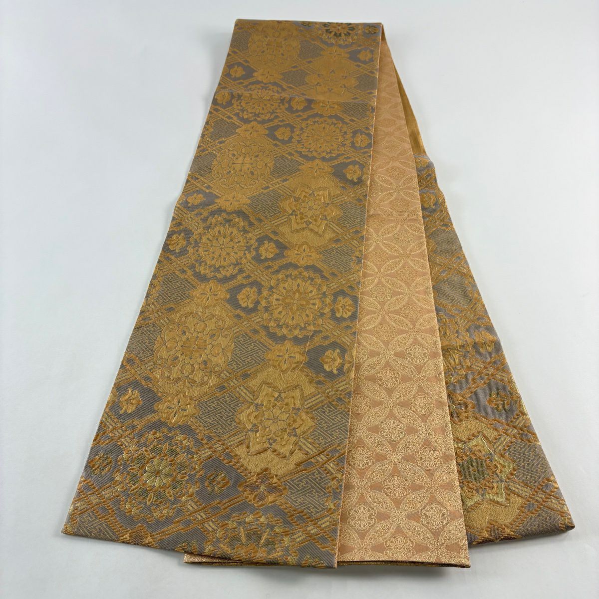 【美品】 袋帶 逸品級 華紋 紗綾形 金絲 金金箔 灰 深藍