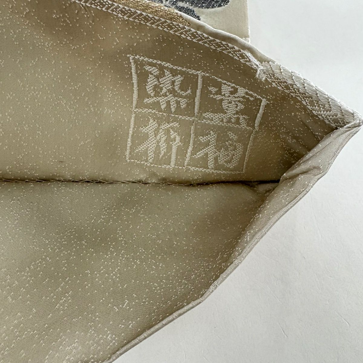 袋帶 逸品級 菊花花菱 金糸 金金箔 灰茶 六通 純蠶絲
