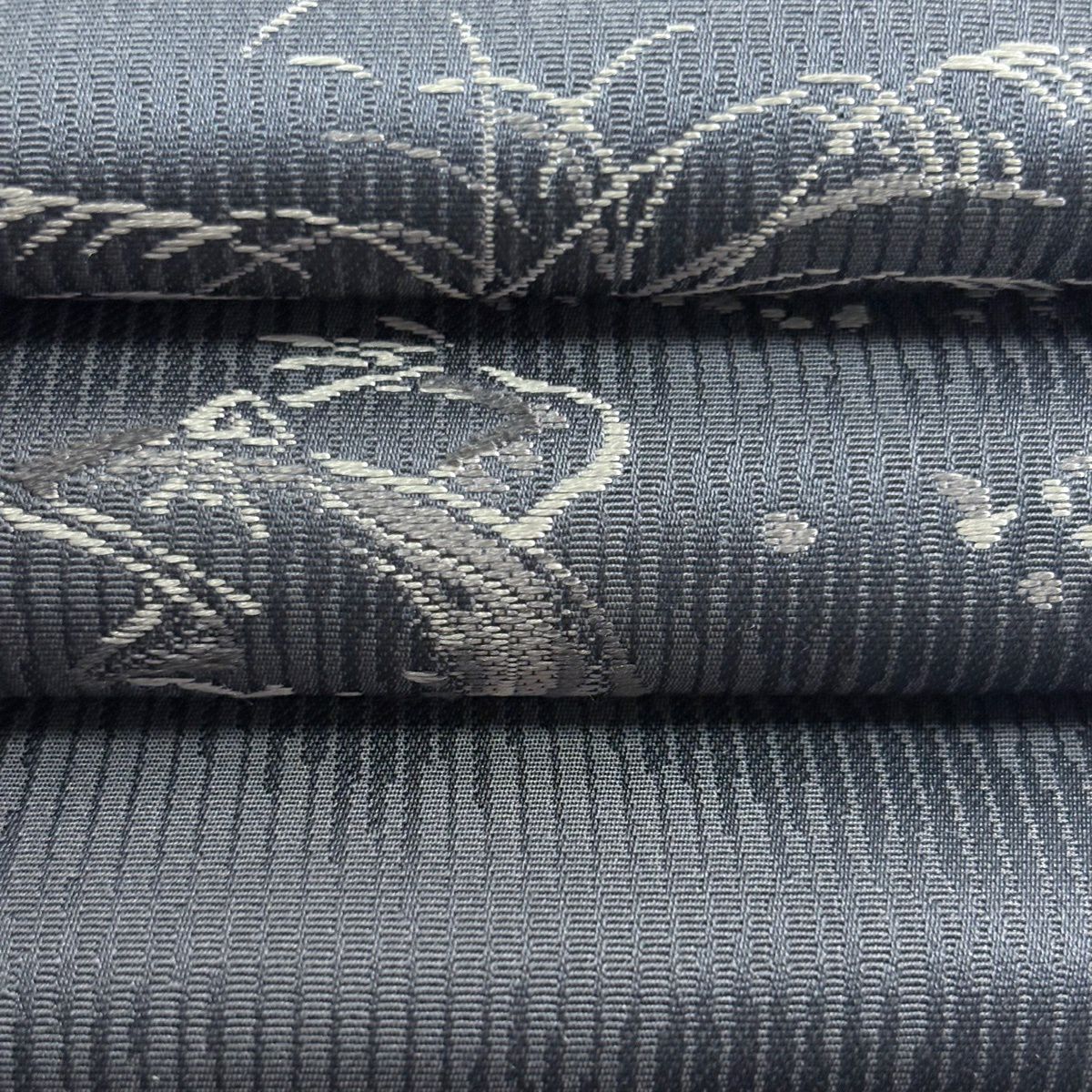 【美品】 袋帶 逸品級 金金箔屋清兵衛 落款あり 西陣織 鳥獸戲畫 灰色 六通 純蠶絲