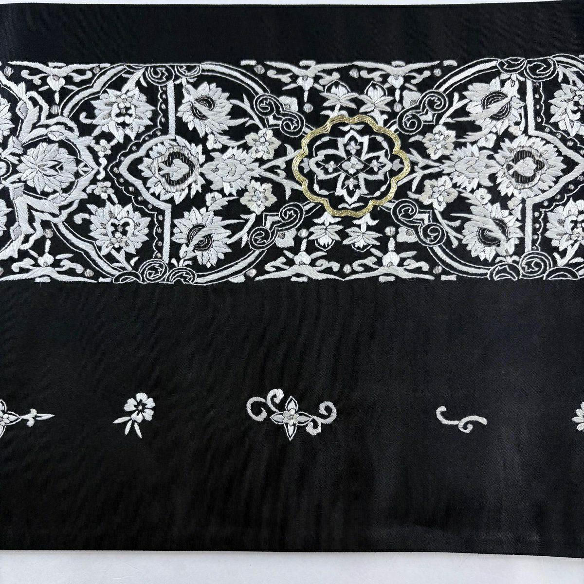 袋帶 逸品級 華紋 草花紋 金銀彩 刺繡 黑 六通 純蠶絲