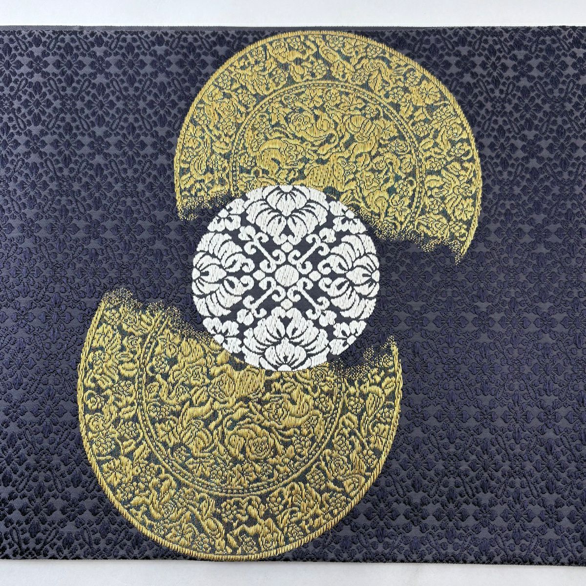 【美品】 袋帶 逸品級 落款 山口弘躬染織 小葵地葡萄鏡文 金糸 金金箔 青紫 お太鼓柄 純蠶絲