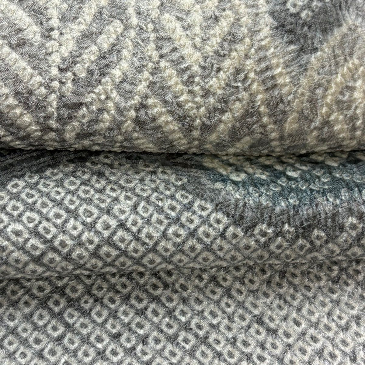 【美品】 名古屋帶 逸品級 樹木 松樹 絞染 灰色 純蠶絲