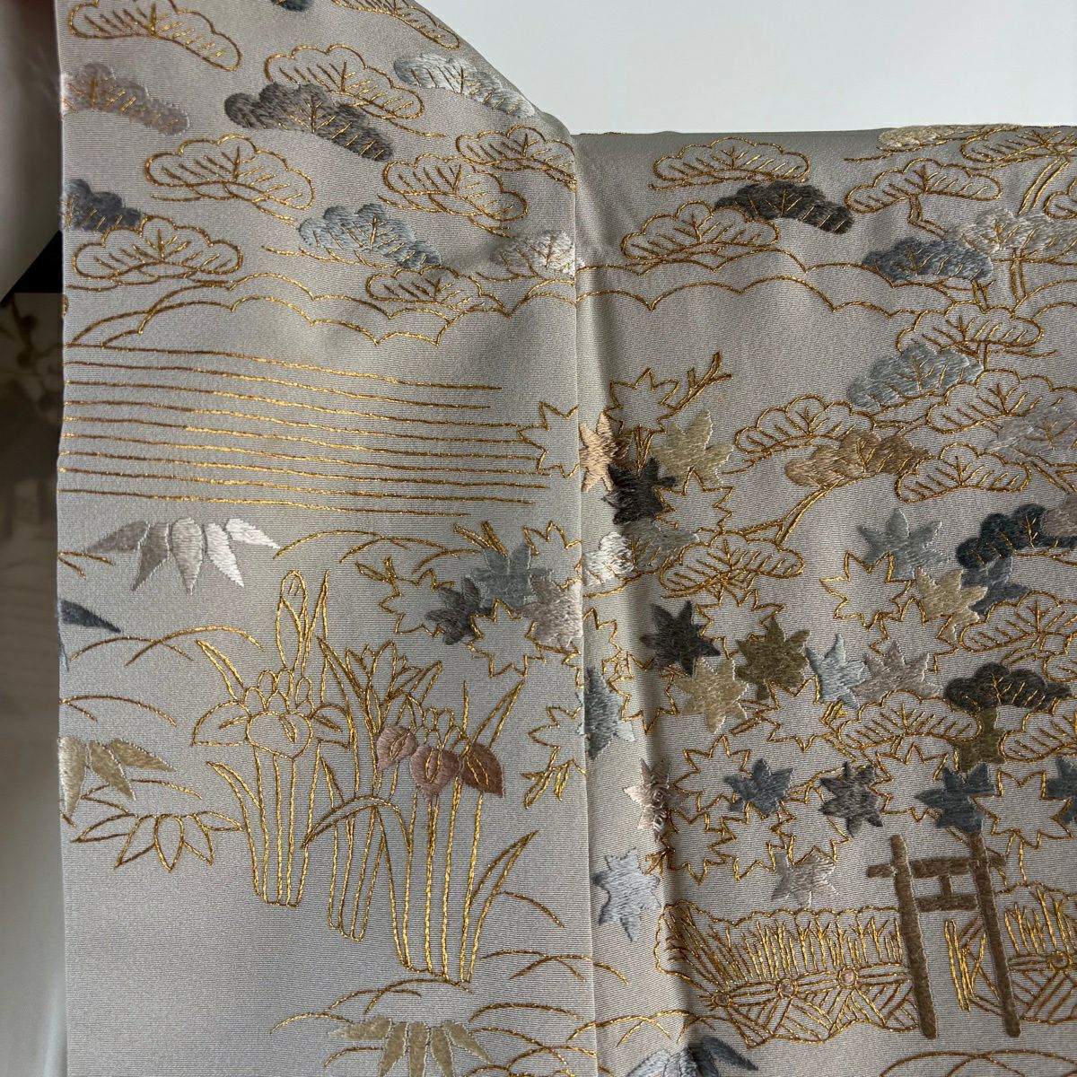 訪問服 身長159cm 袖長63cm S 雙層 建物 松樹竹子梅花 刺繡 金糸 灰茶 純蠶絲 逸品級