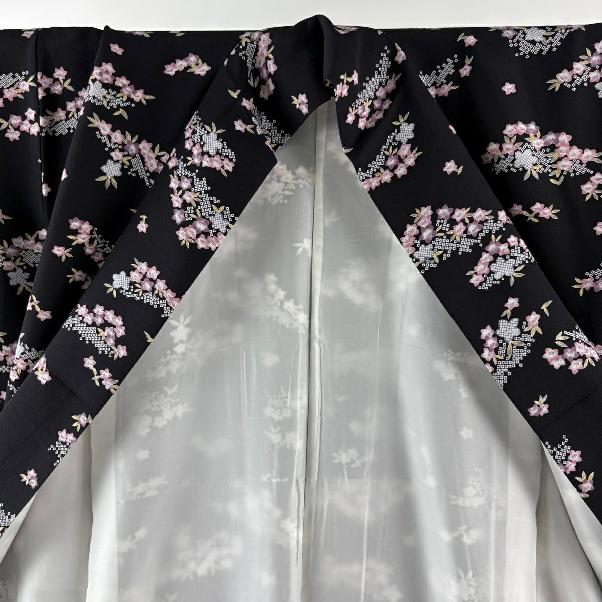 【美品】 小紋 身長158.5cm 袖長63cm S 雙層 草花紋紋 疋田柄 黑 純蠶絲 逸品級