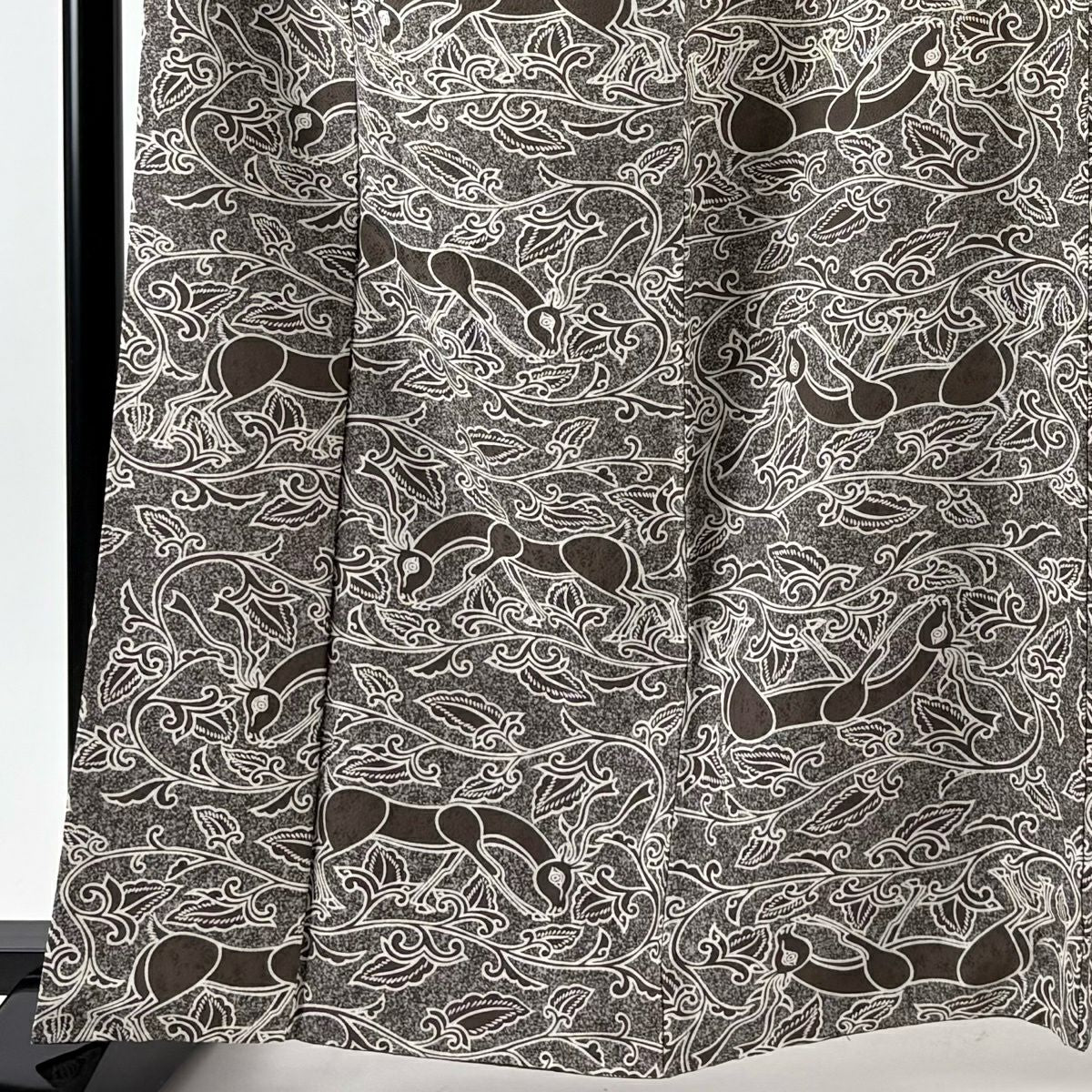 小紋 身長162cm 袖長65.5cm M 雙層 小糸敏 落款 花唐草紋 鹿 茶 純蠶絲 逸品級