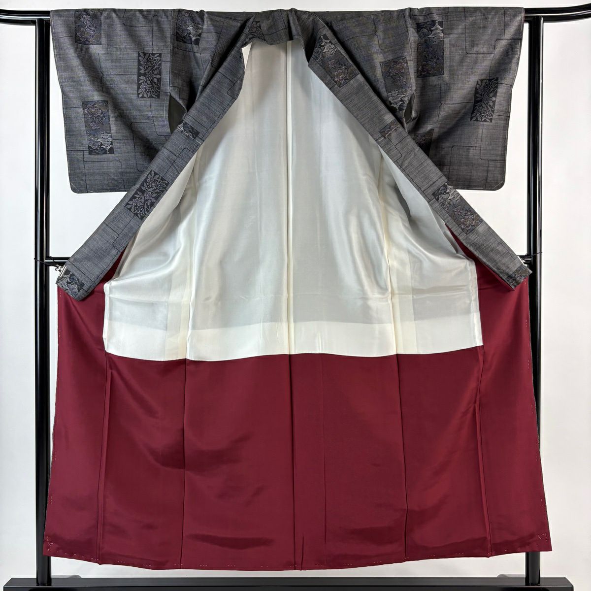 【美品】 大島紬織 身長155cm 袖長62.5cm S 雙層 證書在側 建物 草花紋紋 墨 黑 純蠶絲 優品級