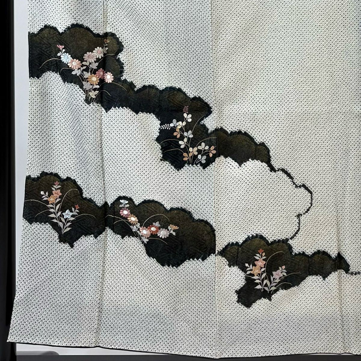 訪問服 身長155.5cm 袖長62cm S 雙層 秋草紋 雲紋 刺繡 總絞染 灰白 純蠶絲 秀品級