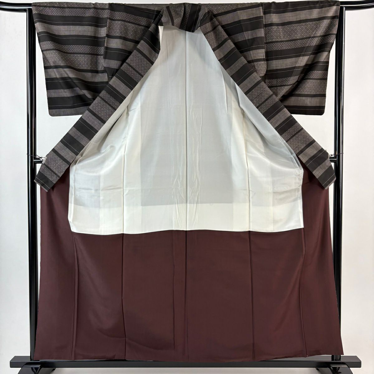 【美品】 紬織 身長160.5cm 袖長64.5cm M 雙層 段紋 格子 焦茶 純蠶絲 秀品級