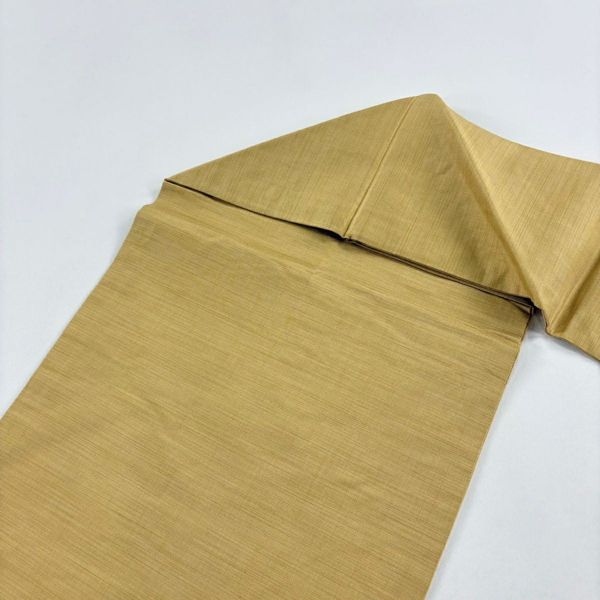 【美品】 名古屋帶 秀品級 草花紋 薄黃土 純蠶絲