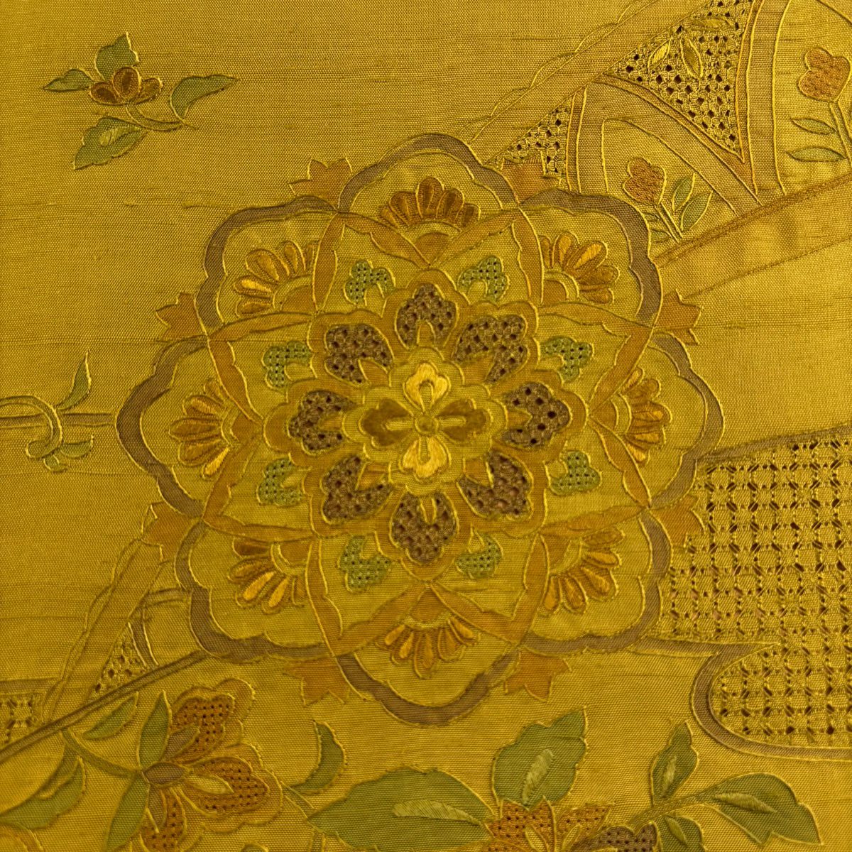 【美品】 袋帶 秀品級 紬織織 華紋 花鳥 刺繡 黃土 深色 お太鼓柄 純蠶絲