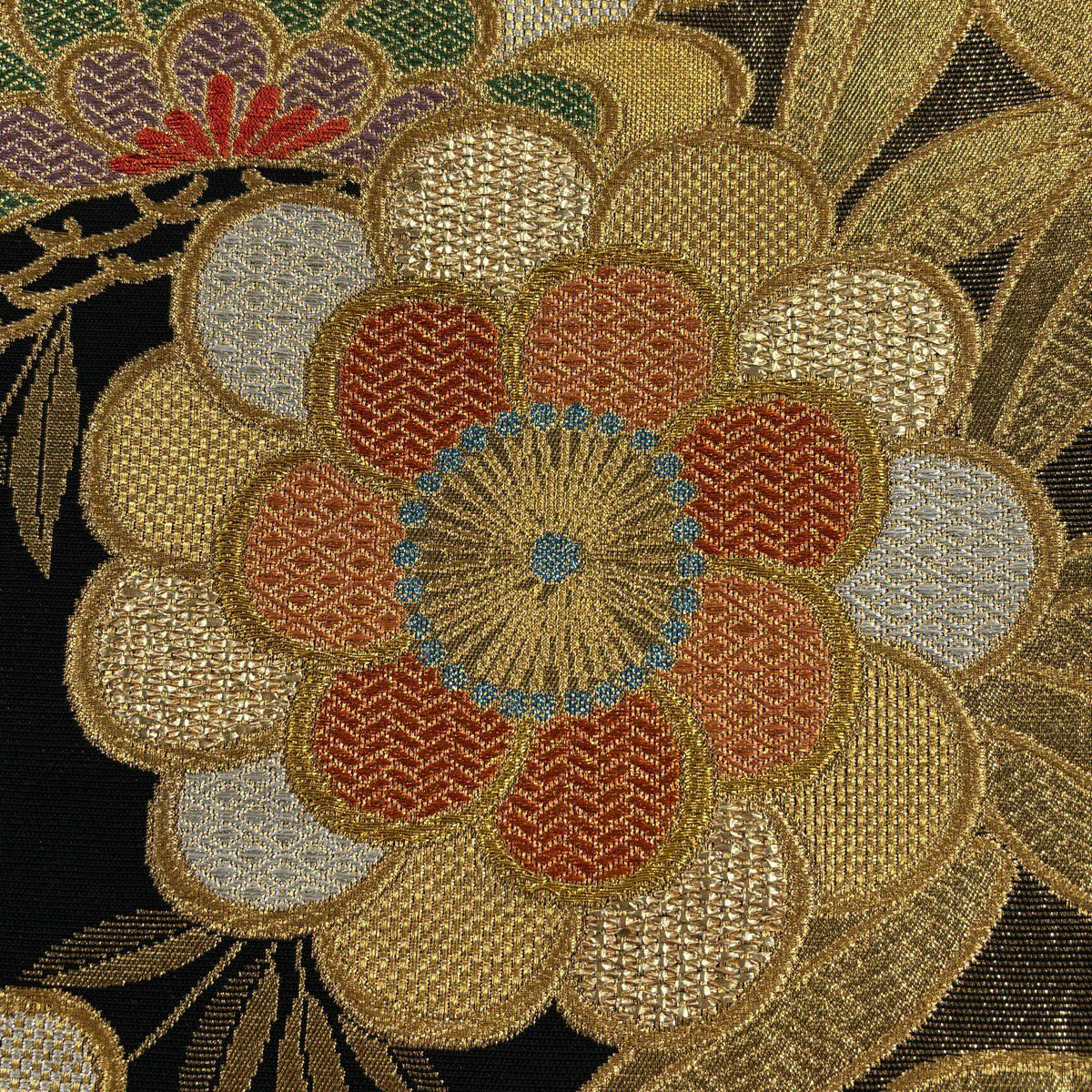 【美品】 袋帶 秀品級 笠松樹 草花紋 金糸 金金箔 黑 六通 純蠶絲