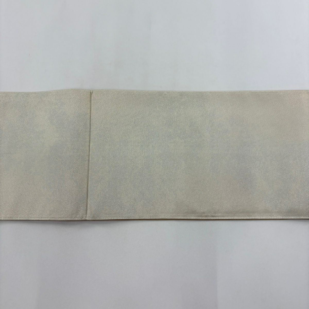 【美品】 袋帶 秀品級 利休 華紋 鳥 金金箔 奶油 六通 純蠶絲