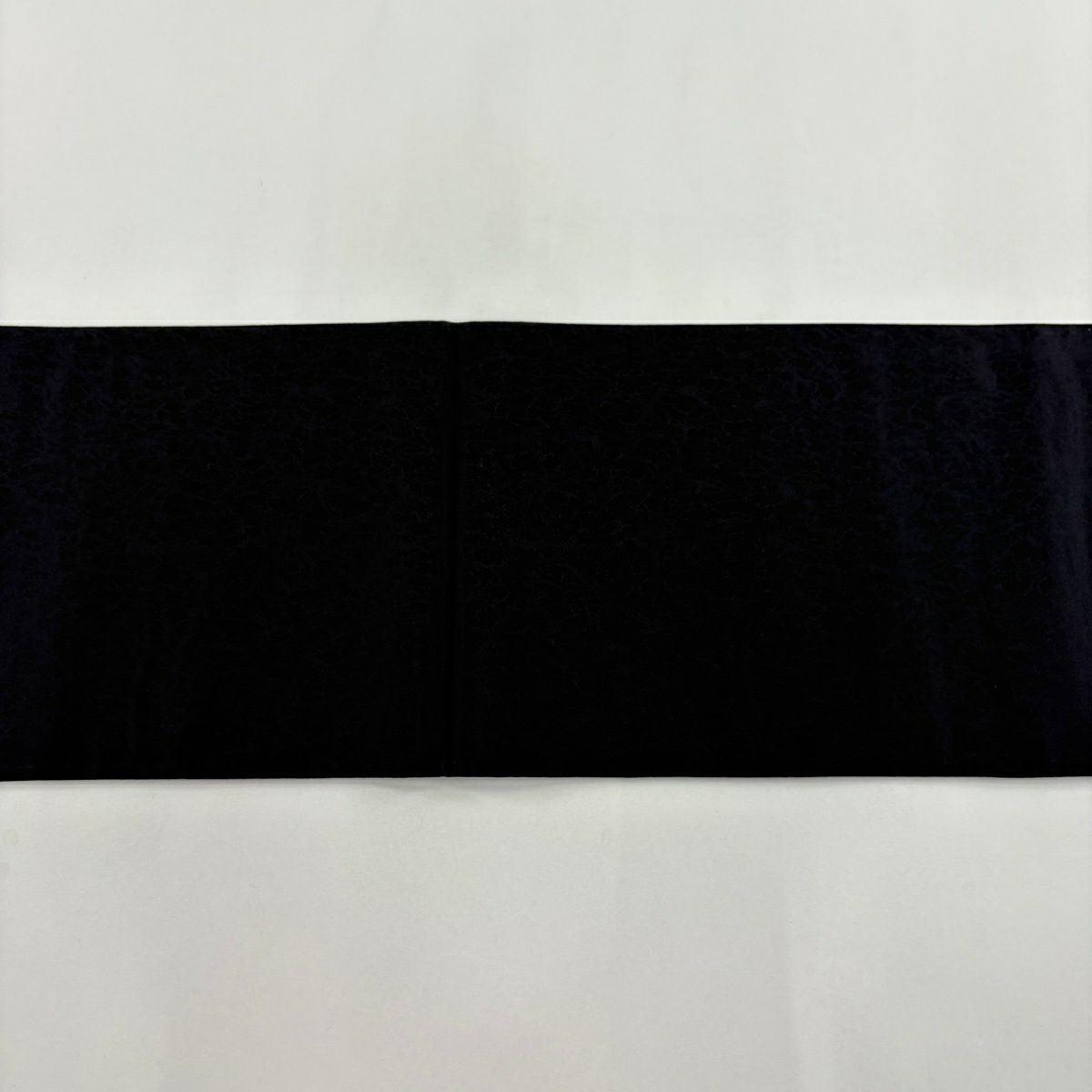 【美品】 袋帶 秀品級 束捲熨斗紋 寶盡くし 唐織 金金箔 黑 六通 純蠶絲