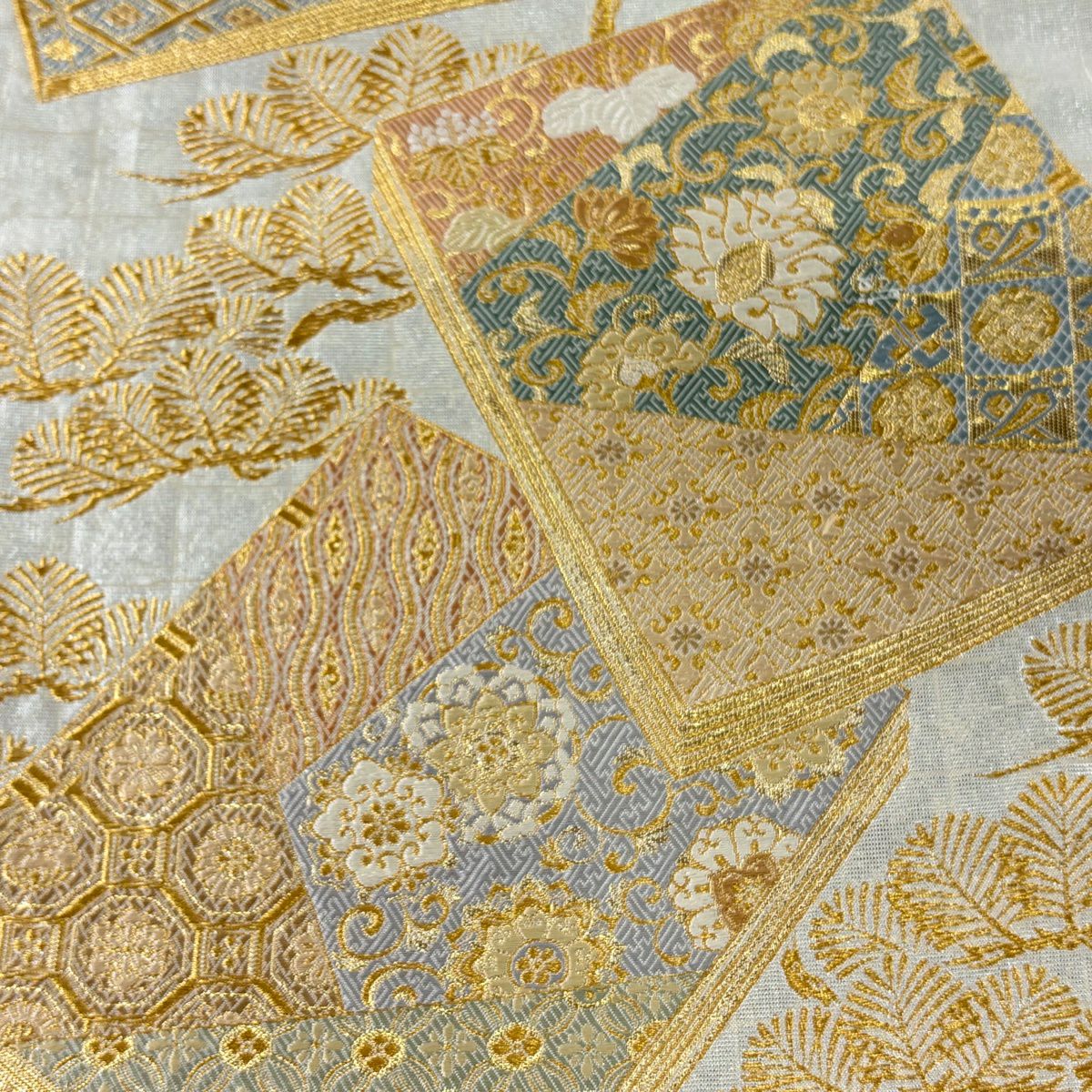 袋帶 秀品級 冊子 花唐草紋 金絲 金金箔 灰白 六通 純蠶絲