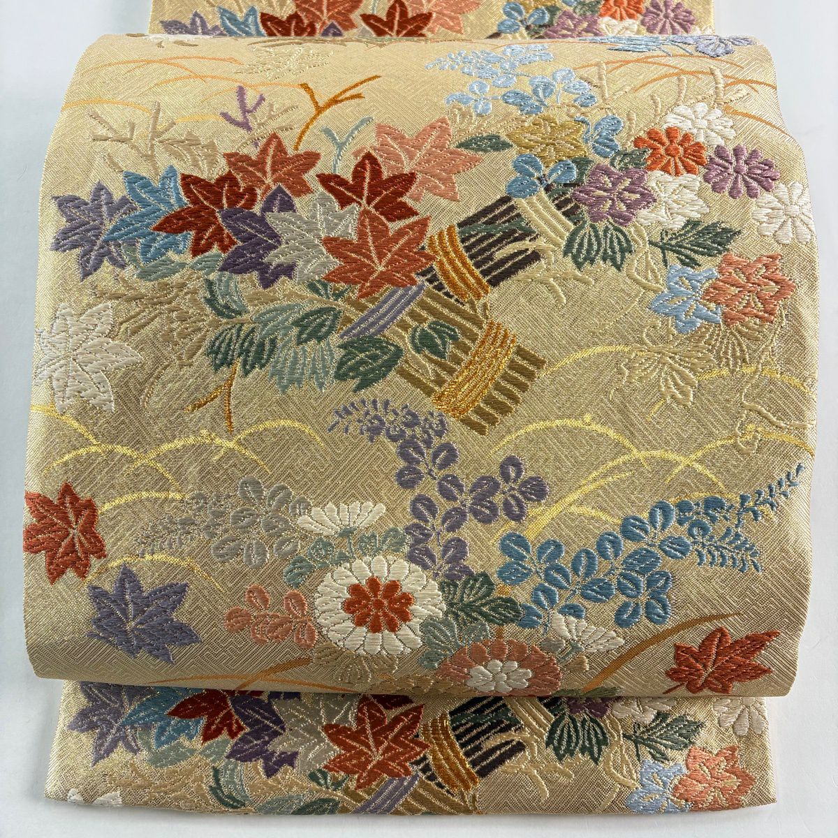 【美品】 袋帶 秀品級 菊花 秋草 金金箔 唐織 金色 六通 純蠶絲