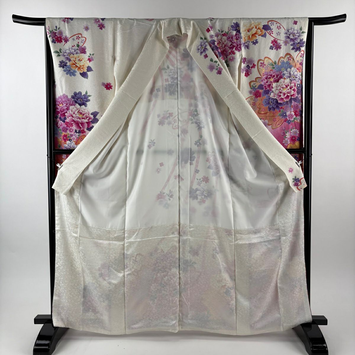 振袖禮服 身長165cm 袖長64cm M 雙層 牡丹花 銀通刺繡 白色 純蠶絲 逸品級