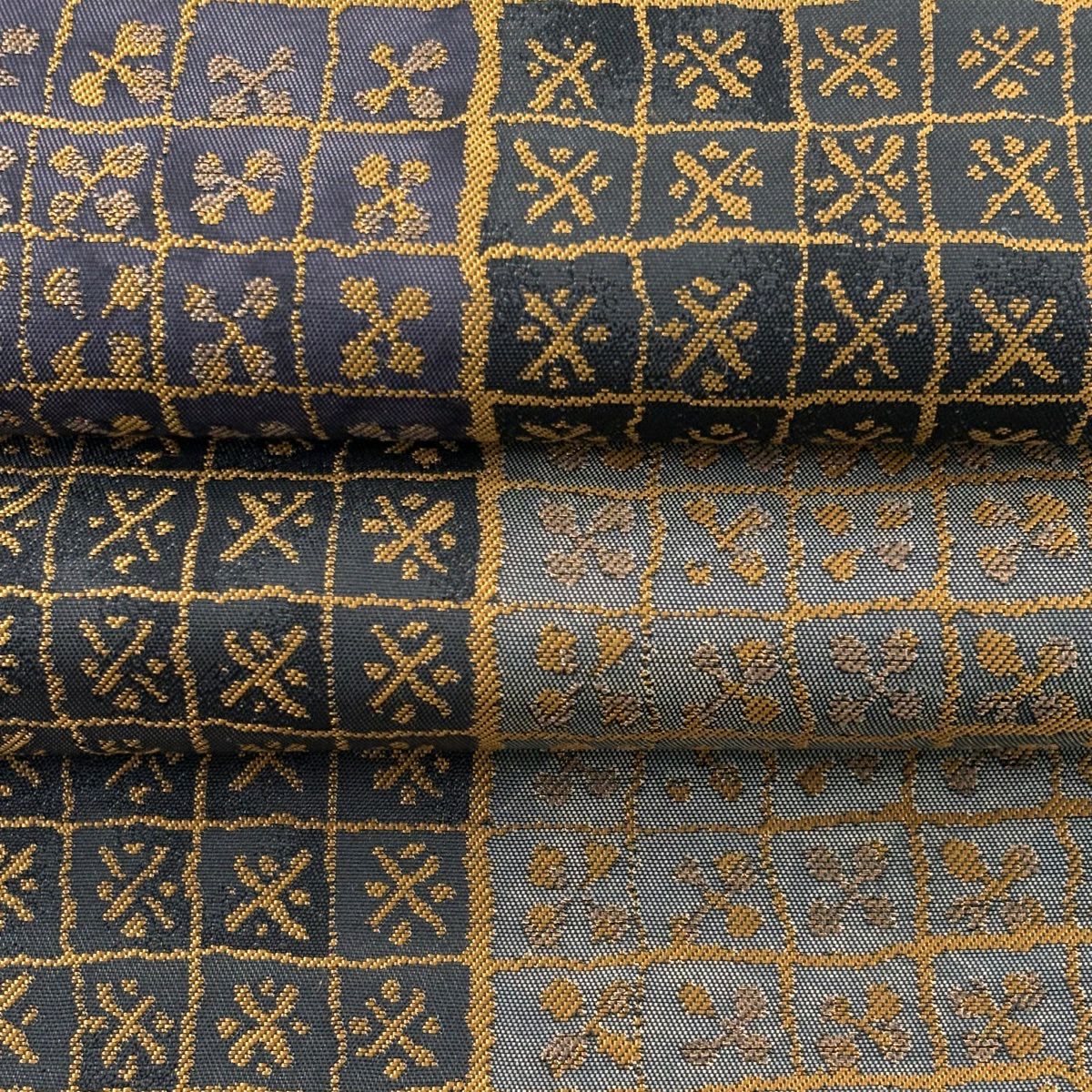 【美品】 袋帶 逸品級 附落款 紬織織 篠屋織物 市松樹 幾何學圖案 墨色 六通 純蠶絲