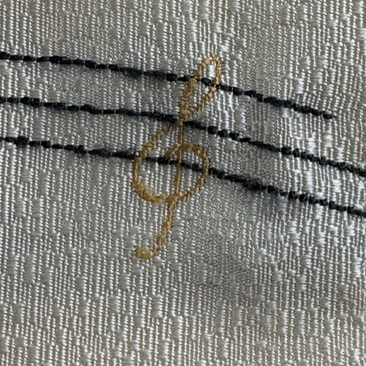 【美品】 袋帶 逸品級 貓的合奏 音符 金絲 灰白 大鼓圖案 純蠶絲
