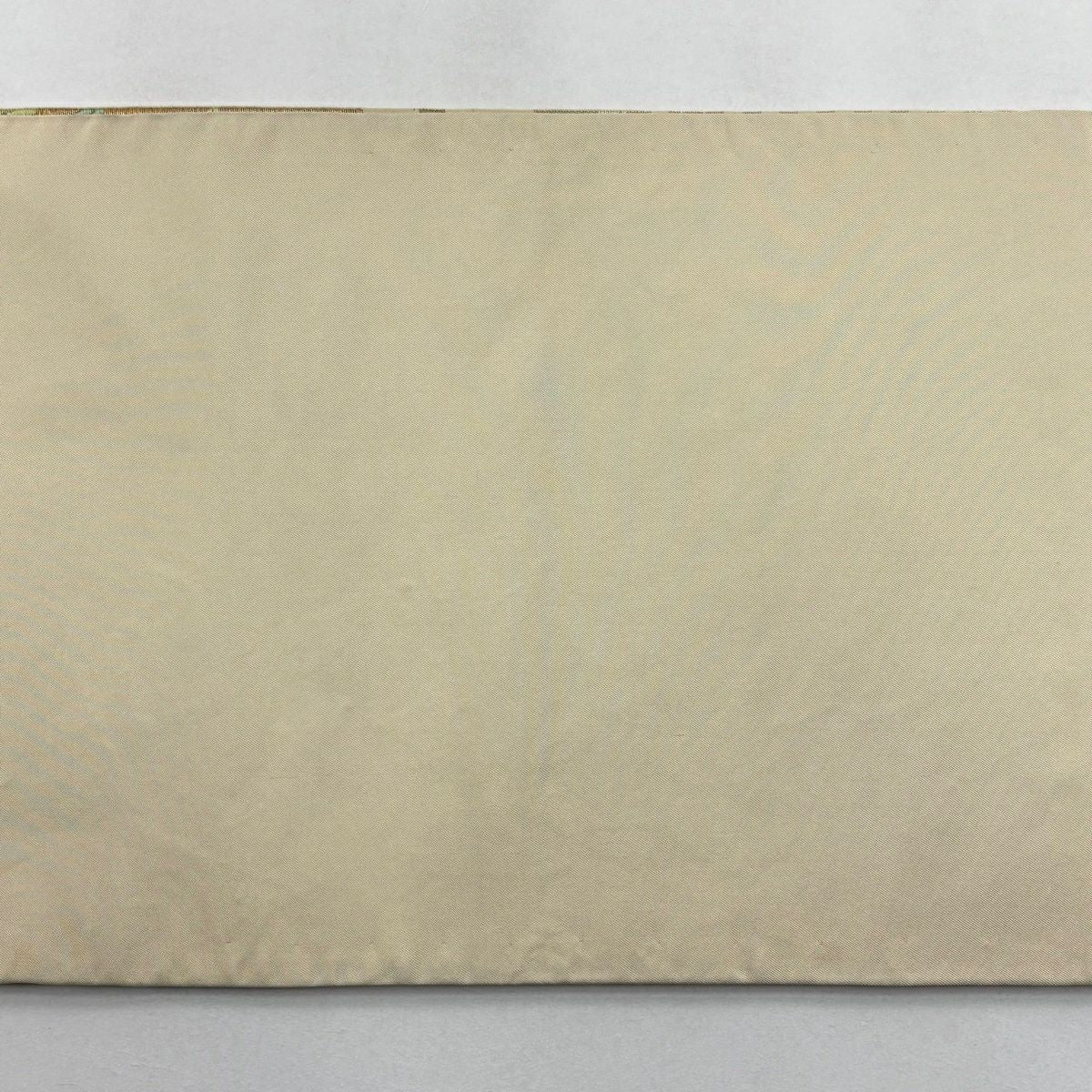 袋帶 逸品級 川島織物 落款 草花紋紋 七寶紋 唐織 金金箔 米色 六通 純蠶絲