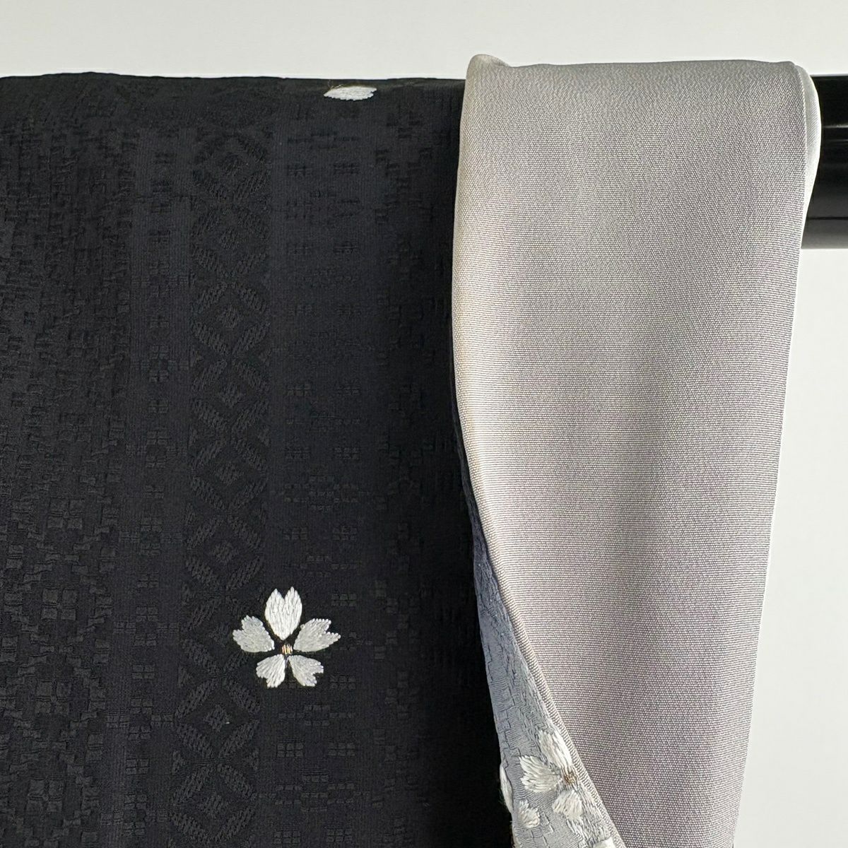 訪問服 身長166.5cm 袖長67.5cm L 雙層 櫻花花瓣 刺繡 金線 黑 純蠶絲 逸品級
