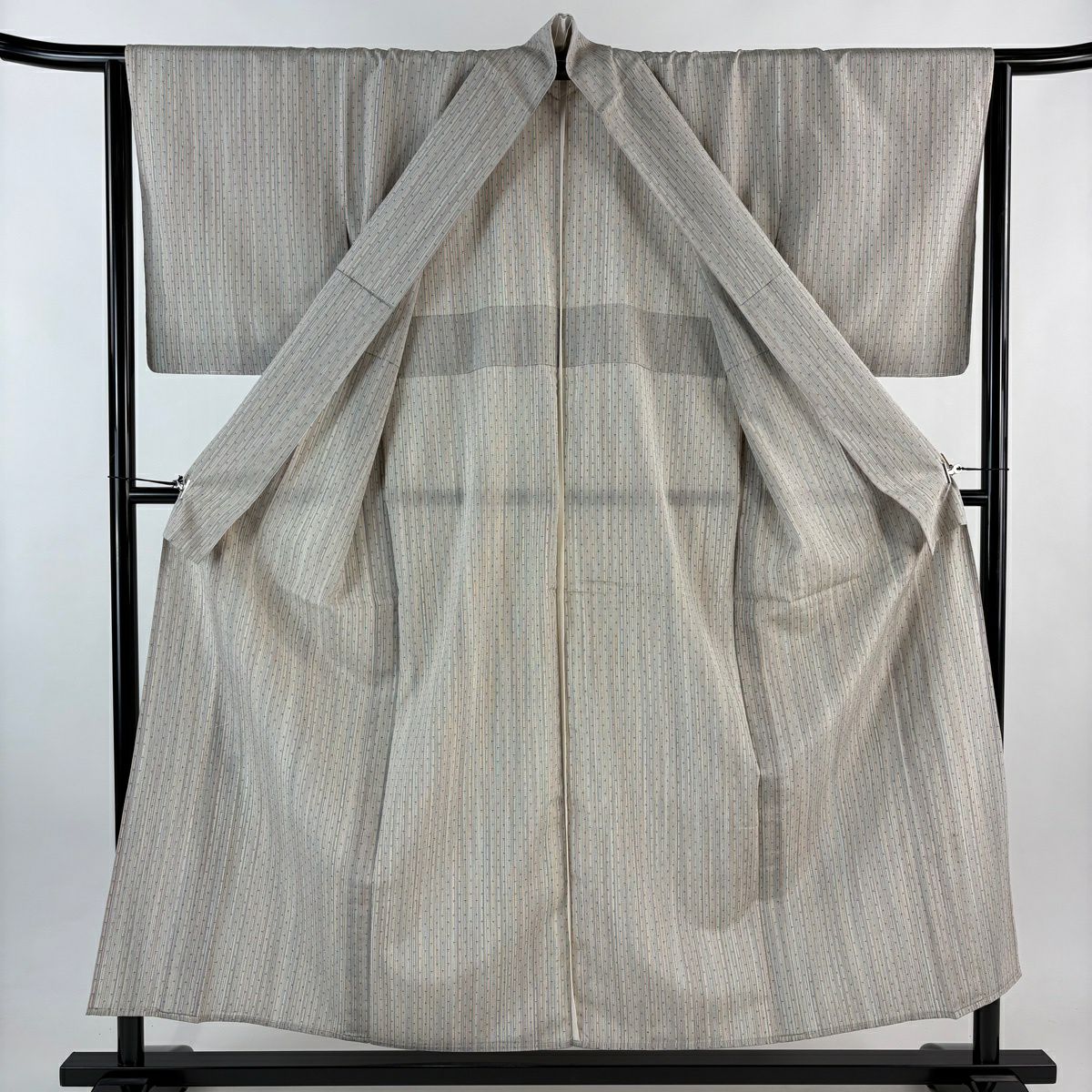 【美品】 紬織 身長155cm 袖長64cm M 單層 縱條 絣 灰 純蠶絲 秀品級
