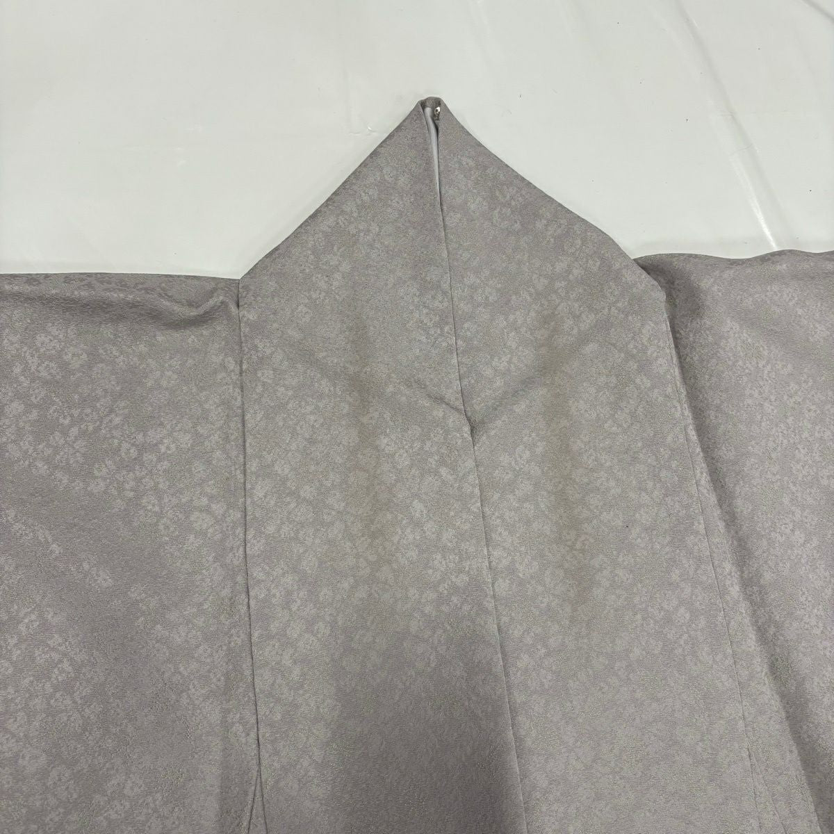 付下 身長150.5cm 袖長61cm S 雙層 落款あり 地紋 漸變圖案 灰紫 純蠶絲 秀品級 一つ紋