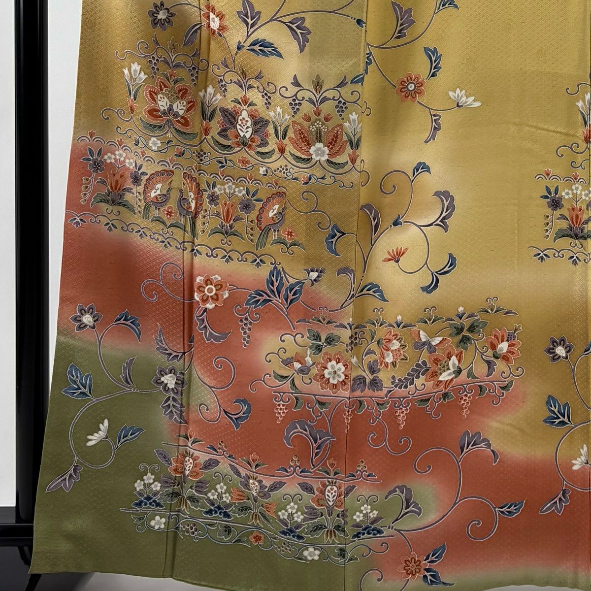 【美品】訪問服 身長164cm 袖長65cm M 雙層 花唐草紋 向鳥 金銀彩 漸層 淡黃土 純蠶絲 優品級