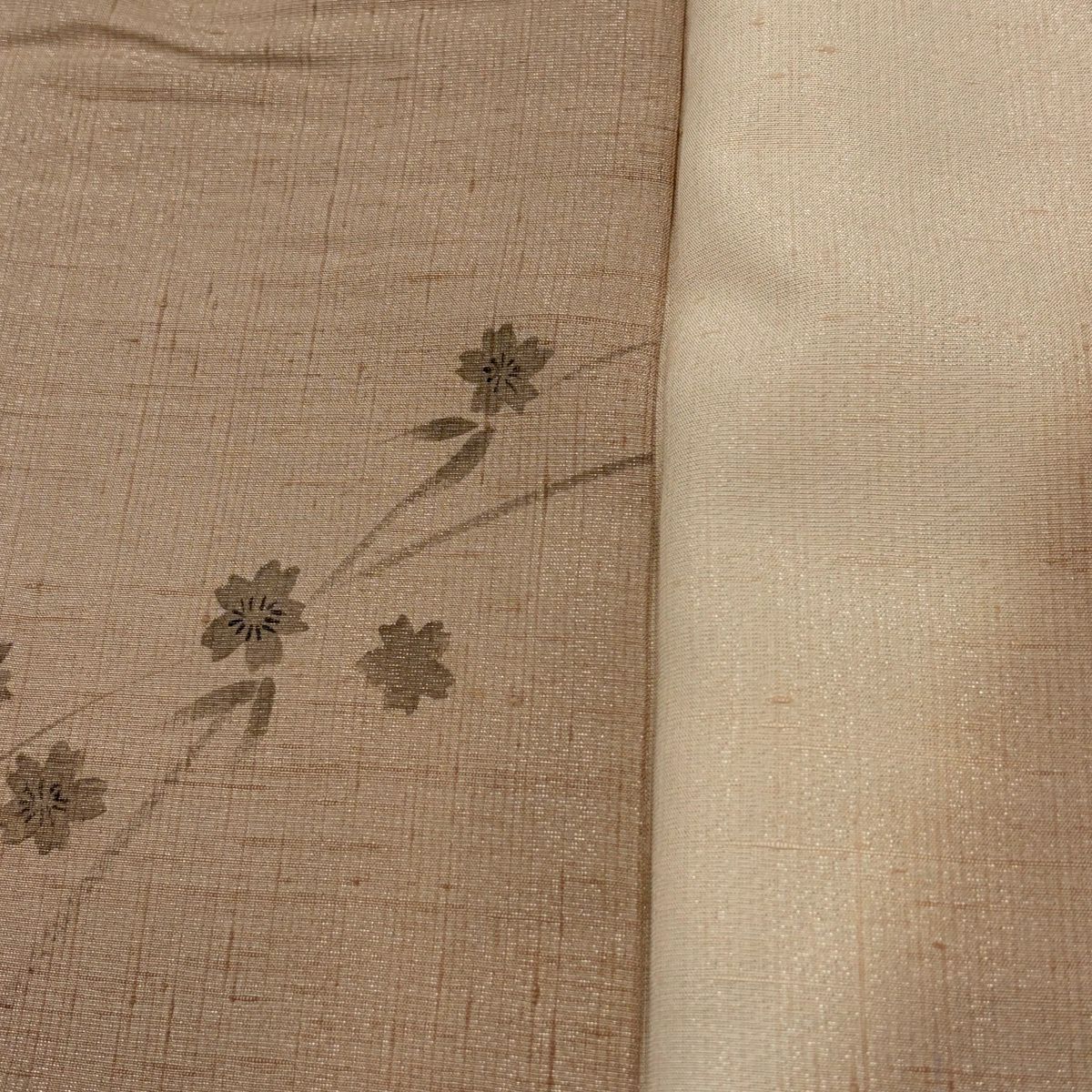 【美品】 小紋 身長159cm 袖長63cm S 雙層 紬織織 櫻花 金銀彩 粉米色 純蠶絲 秀品級