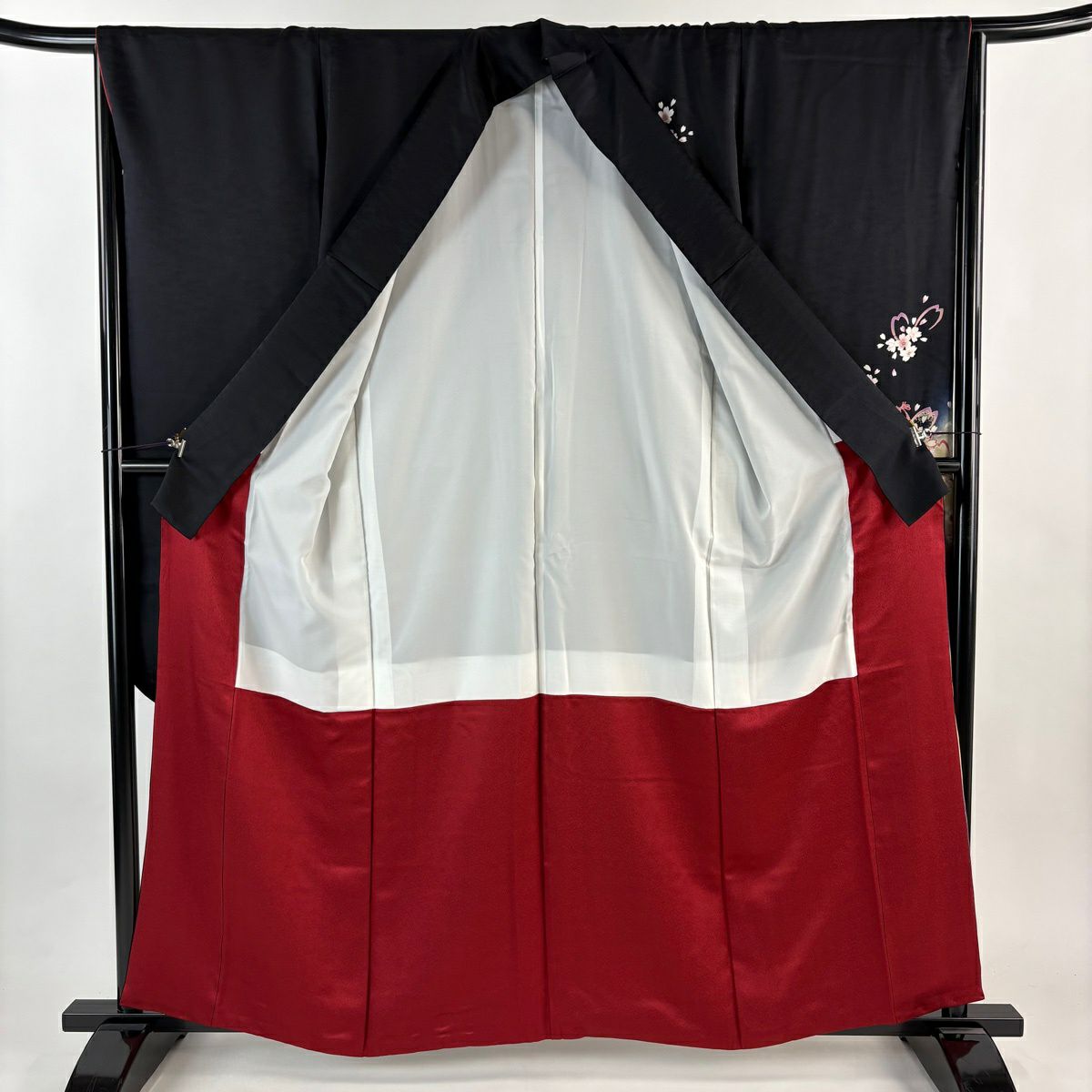 【美品】振袖禮服 身長158.5cm 袖長66.5cm M 雙層 鈴 櫻花 金絲 金銀彩 黑 純蠶絲 秀品級