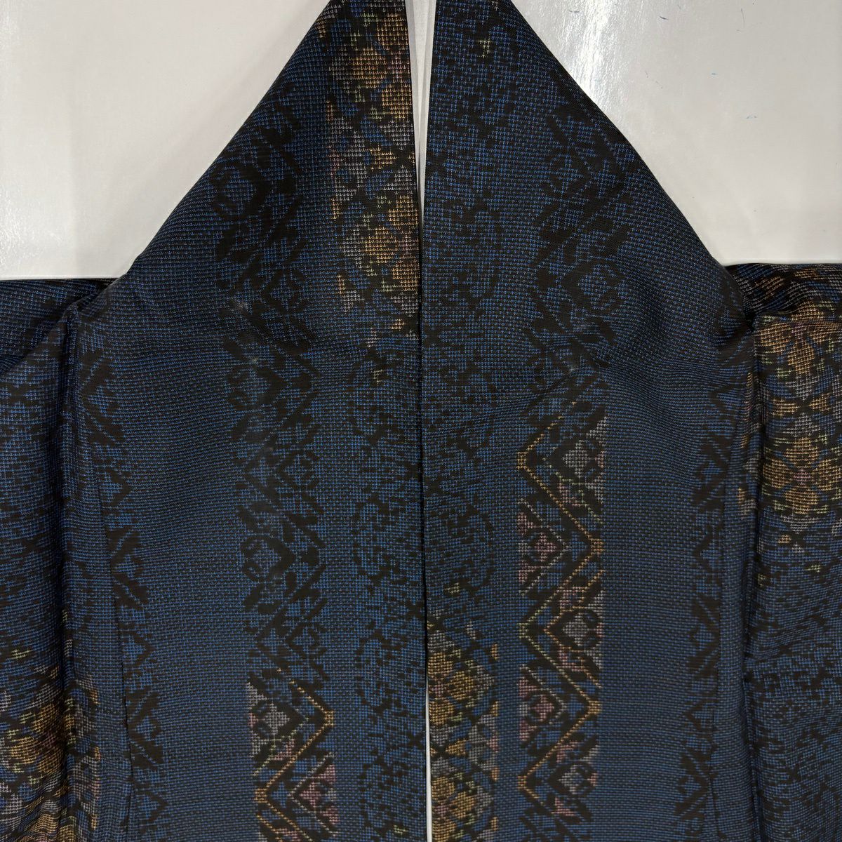 【美品】 紬織 身長165cm 袖長68cm L 雙層 花菱 縱條 深藍 純蠶絲 秀品級