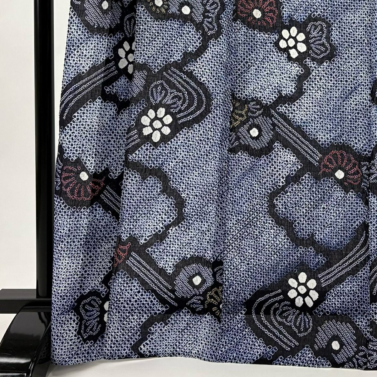 【美品】 浴衣 身長169.5cm 袖長65.5cm M 絞染浴衣 花紋 流水 深藍 棉 名品級