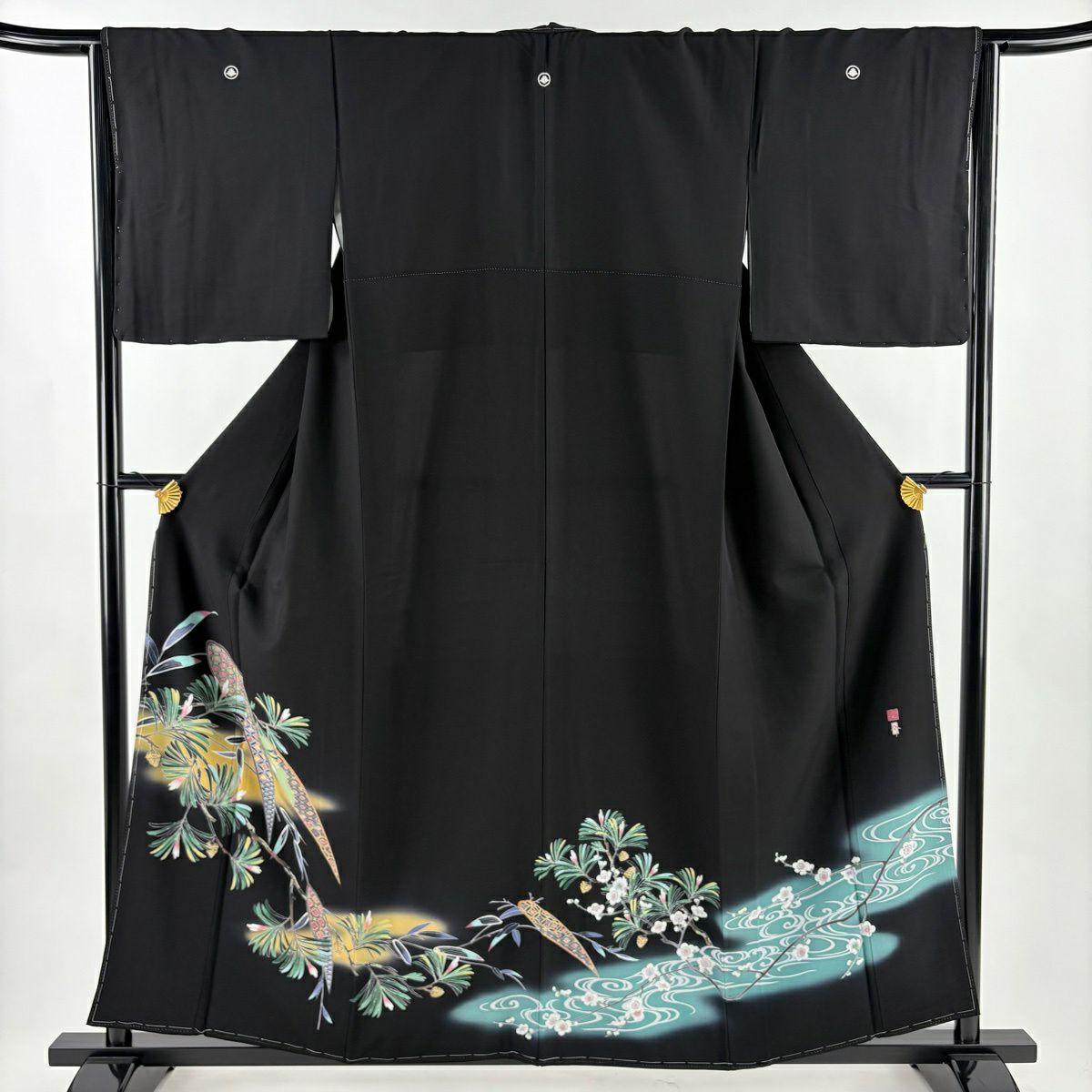 【美品】 黑留袖禮服 身長158cm 袖長65cm M 雙層 松樹竹子梅花 霞霞 漸層 黑 純蠶絲 名品級