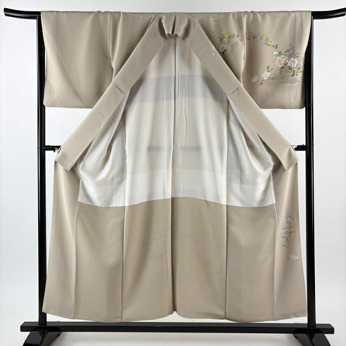 訪問服 身長154.5cm 袖長66cm M 雙層 落款あり 菊花 枝梅花 金銀彩 米色 純蠶絲 名品級