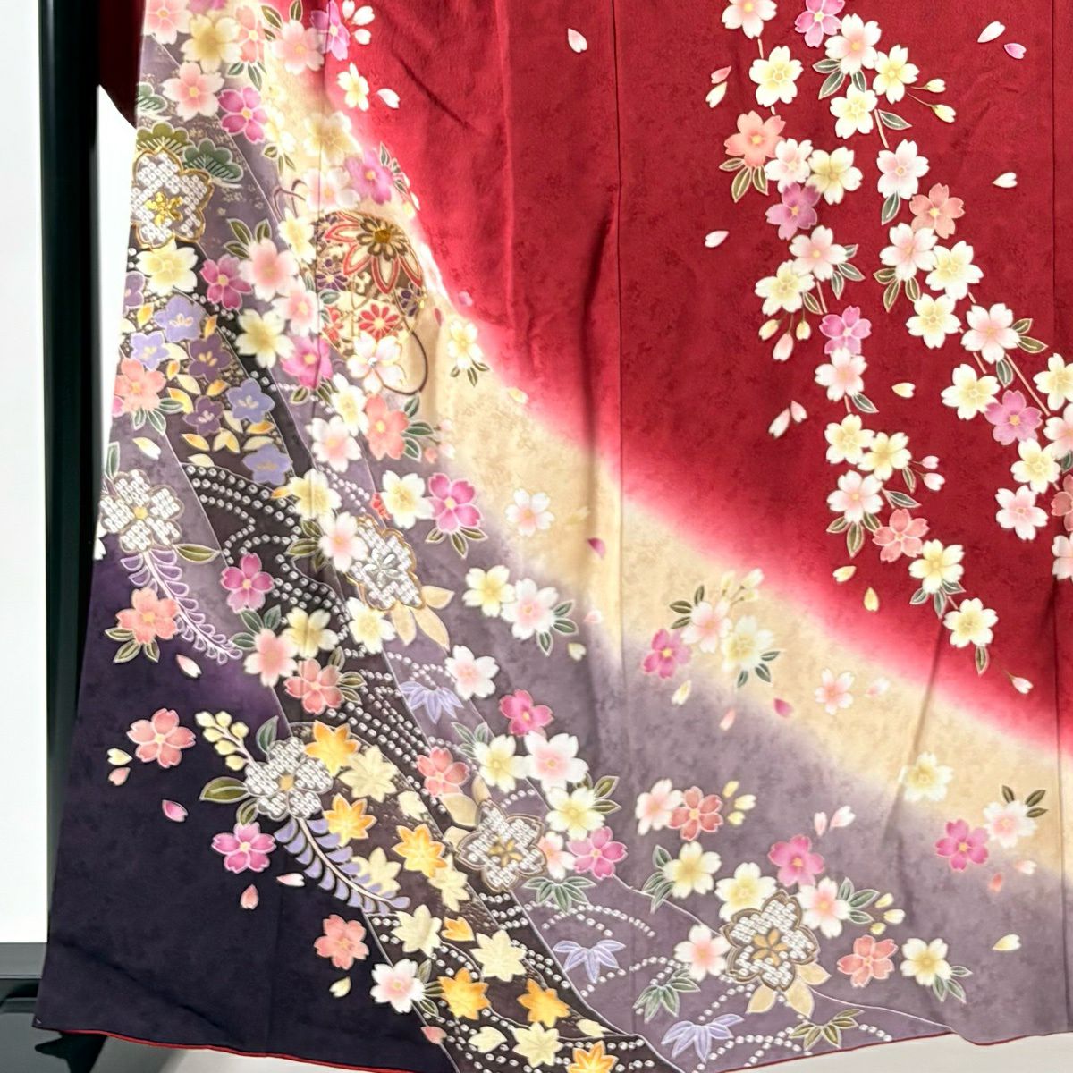 振袖禮服 身長160cm 袖長68cm L 雙層 手鞠 櫻花 金絲 金金箔 紅 純蠶絲 名品級