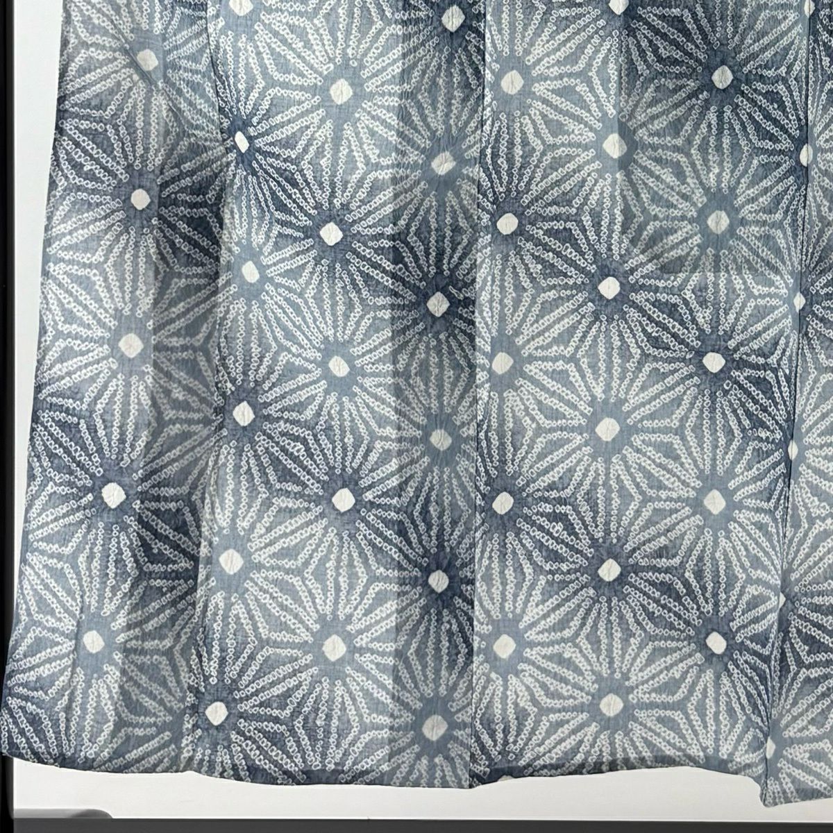 【美品】 浴衣 身長152cm 袖長60.5cm S 絞染浴衣 麻葉紋 漸層 青灰 棉 名品級