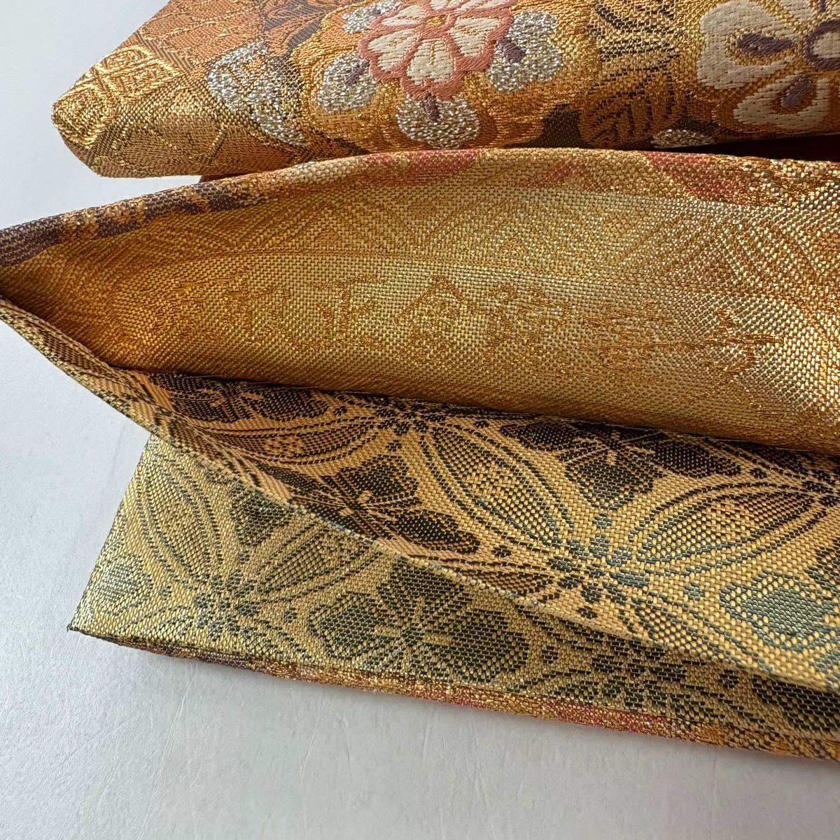 【美品】 袋帶 秀品級 波取正倉院華紋 花喰鳥 金金箔 金絲 金色 六通 純蠶絲