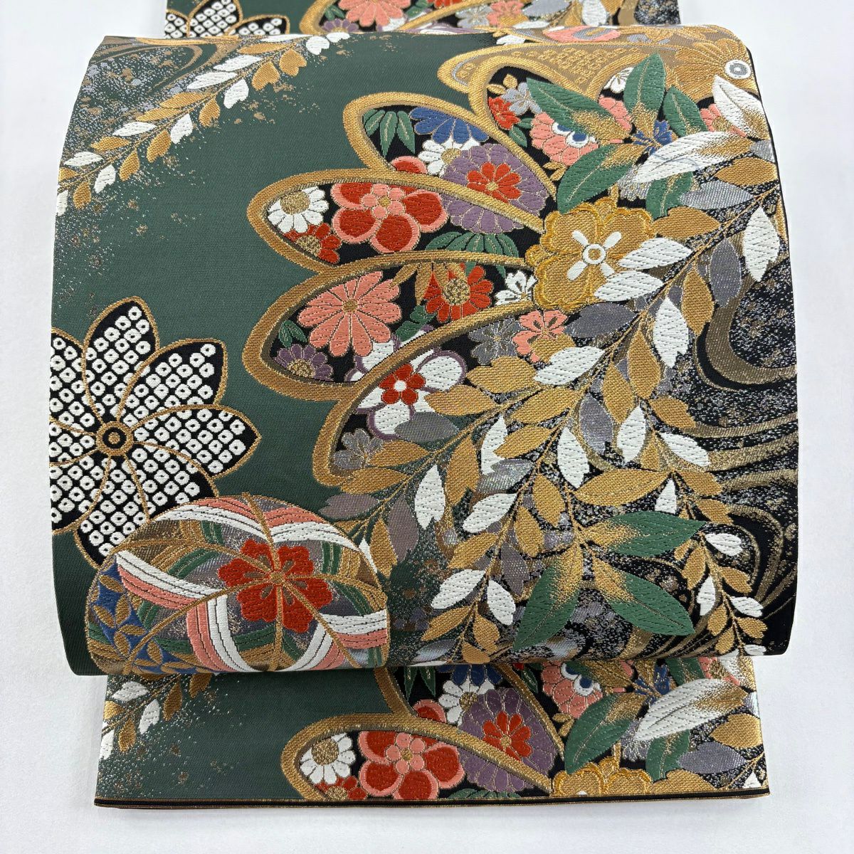 【美品】 袋帶 秀品級 鞠 草花紋 唐織 金金箔 深綠 六通 純蠶絲