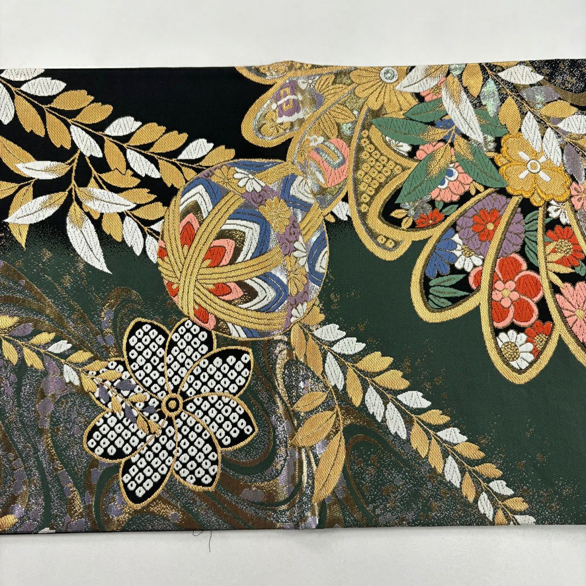 【美品】 袋帶 秀品級 鞠 草花紋 唐織 金金箔 深綠 六通 純蠶絲